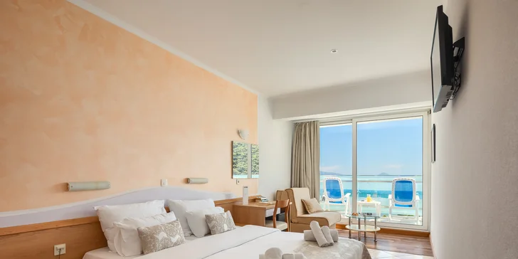 Dovolenka v chorvátskom zálive Rabac: 4* hotel 150 m od pláže, strava aj bazény