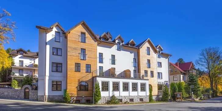 Pobyt v modernom hoteli v poľských Krkonošiach: raňajky alebo polpenzia, neobmedzený wellness