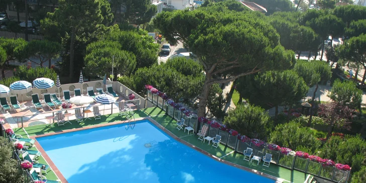 Ravenna: hotel pri pláži, bazén aj strava podľa výberu od raňajok až po plnú penziu
