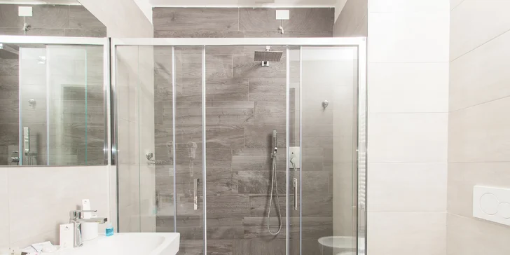 Ravenna: hotel pri pláži, bazén aj strava podľa výberu od raňajok až po plnú penziu