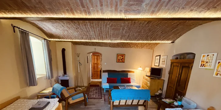 Útulné apartmány na brehu Slapskej priehrady: možnosť wellness, požičanie kanoe a plavby člnom s kapitánom