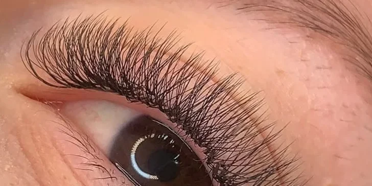 Dokonalý a zvodný pohľad s objemovými mihalnicami: 3D až 20D