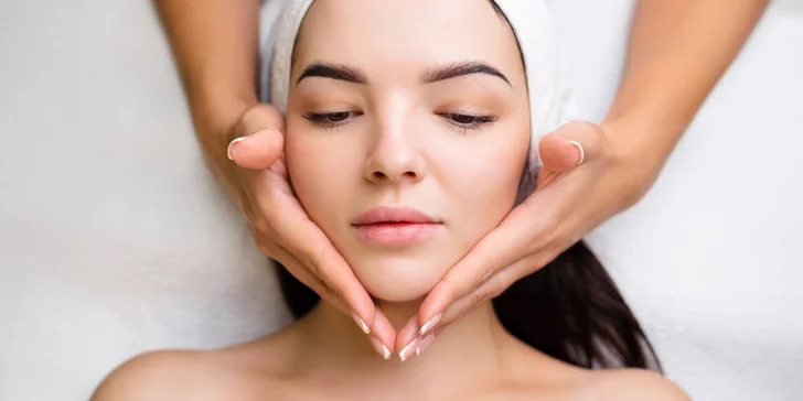Liftingové a relaxačné masáže: Vyberte si rituál pre svoju pleť!