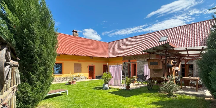 Útulné apartmány na brehu Slapskej priehrady: možnosť wellness, požičanie kanoe a plavby člnom s kapitánom