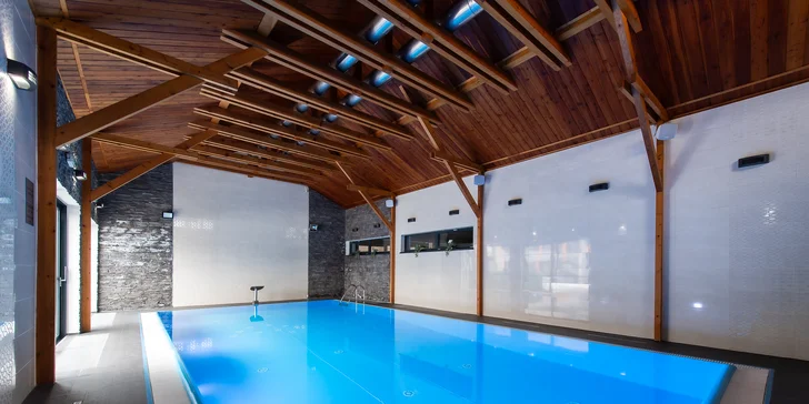 Privátne pivné alebo bylinkové kúpele s wellness, občertvením a neobmedzenou konzumáciou piva