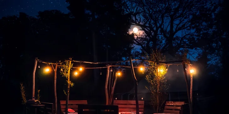 Glamping v poľských Krkonošiach: stanové mestečko neďaleko Jeleniej Hory, výlety do prírody