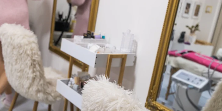 Zvodný pohľad s volume mihalnicami alebo darčeková poukážka