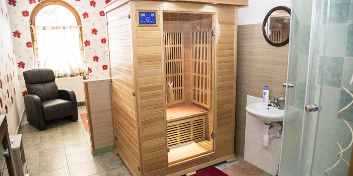 Dovolenka v penzióne na Náchodsku, 30 km od Adršpachu: raňajky a wellness aj bazén