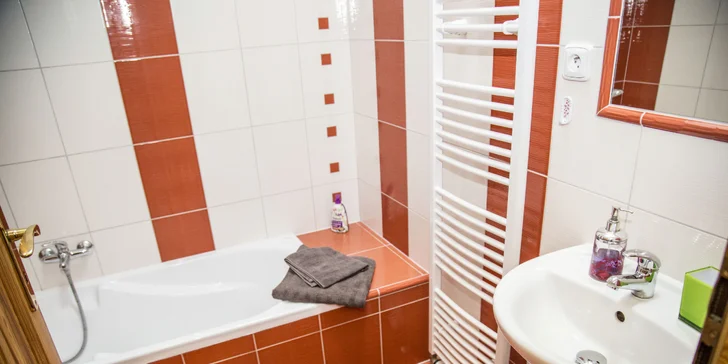 Dovolenka v penzióne na Náchodsku, 30 km od Adršpachu: raňajky a wellness aj bazén