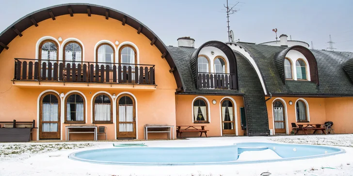 Dovolenka v penzióne na Náchodsku, 30 km od Adršpachu: raňajky a wellness aj bazén