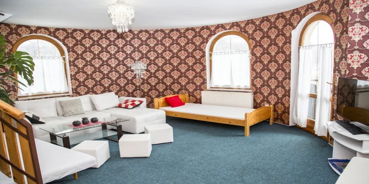 Dovolenka v penzióne na Náchodsku, 30 km od Adršpachu: raňajky a wellness aj bazén