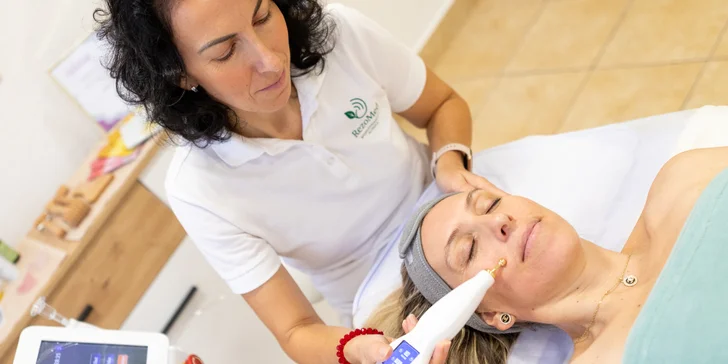 Kozmetické ošetrenie tváre prístrojom Plazma Fusion na klinike RezoMed