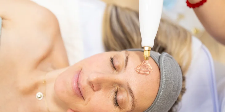 Kozmetické ošetrenie tváre prístrojom Plazma Fusion na klinike RezoMed