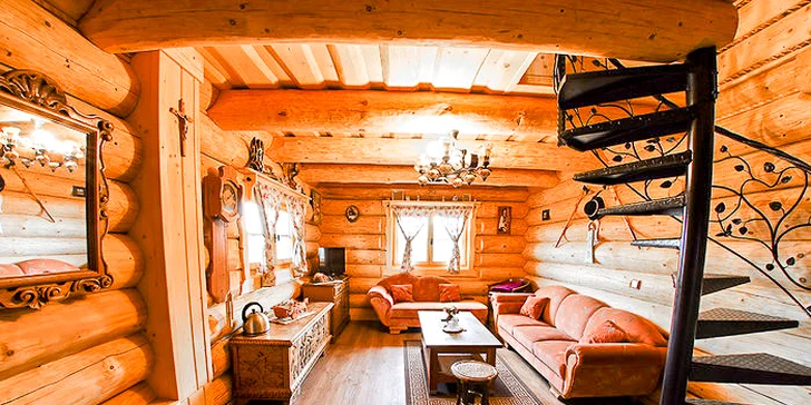 Štýlové drevené chatky na Orave s wellness v Resorte Zbojnícka Koliba***