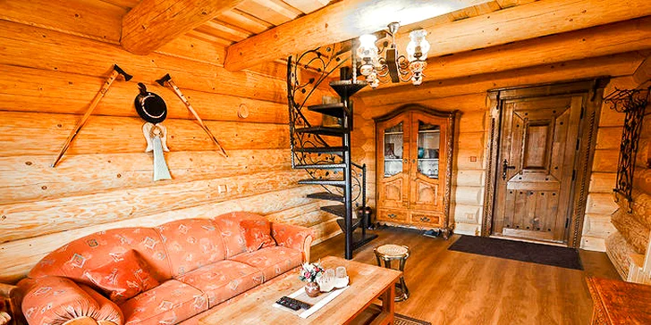 Štýlové drevené chatky na Orave s wellness v Resorte Zbojnícka Koliba***