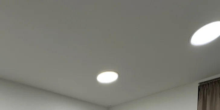 Prirodzene pôsobiace zahustenie mihalníc (1D alebo 2D mihalnice), laminácia obočia či lash lift