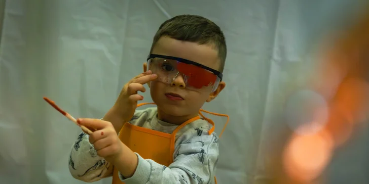 Zážitkové maľovanie alebo dve hodiny kreatívnej hry pre deti od 3 rokov: VYFARBI SA! alebo MAGNETÁČIK