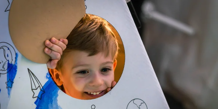 Zážitkové maľovanie alebo dve hodiny kreatívnej hry pre deti od 3 rokov: VYFARBI SA! alebo MAGNETÁČIK