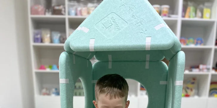 Zážitkové maľovanie alebo dve hodiny kreatívnej hry pre deti od 3 rokov: VYFARBI SA! alebo MAGNETÁČIK