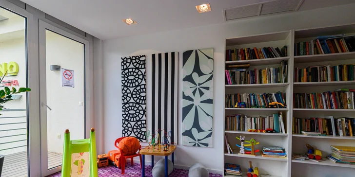 Pobyt pre pôžitkárov: ochutnávka vína, dizajnové bývanie, oddych pri Balatone aj neobmedzený wellness