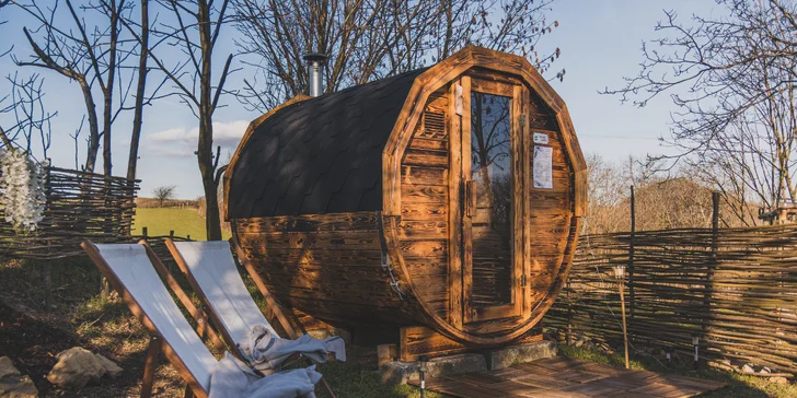 Pobyt medzi zvieratkami na ranči: karavan, chatka alebo maringotka, mini zoo, kone a možnosť raňajok