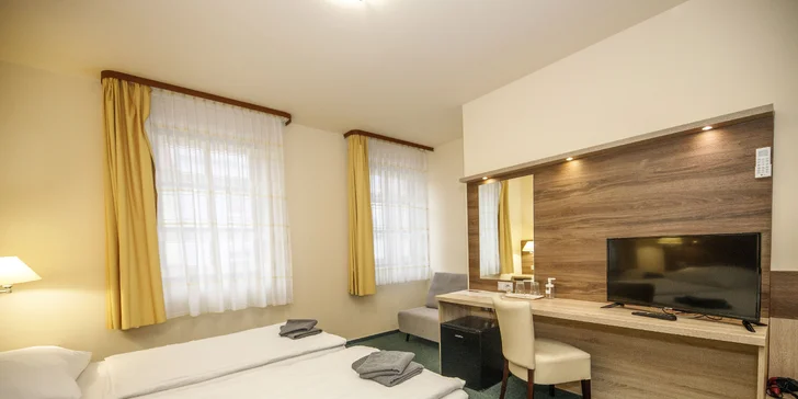 Romantika v Kolíne: pobyt s raňajkami, súkromným wellness a sektom