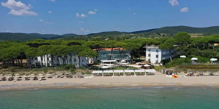 Luxusná dovolenka v Toskánsku: 5* hotel priamo pri pláži, raňajky alebo polpenzia, animácie