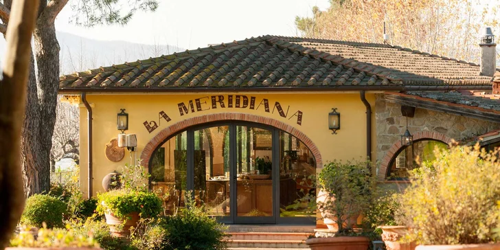 4* hotel pri Florencii: raňajky alebo polpenzia, v lete bazén, možnosť jazdy na koni