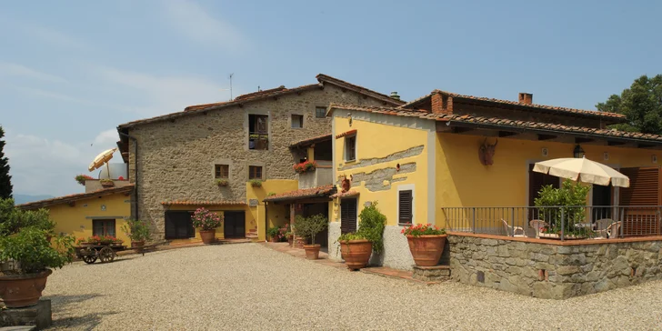 4* hotel pri Florencii: raňajky alebo polpenzia, v lete bazén, možnosť jazdy na koni