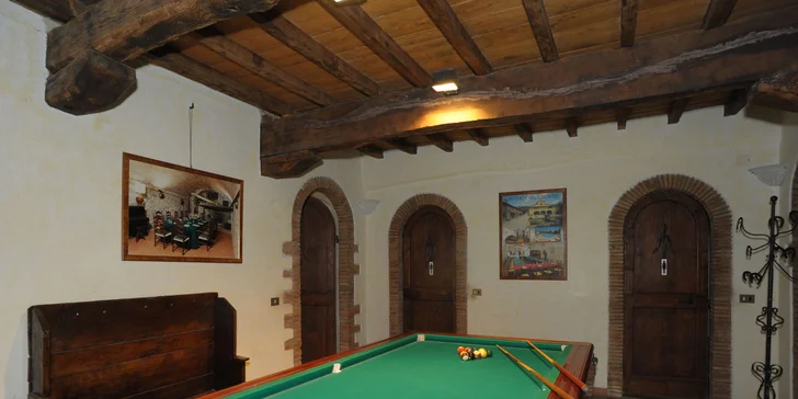 4* hotel pri Florencii: raňajky alebo polpenzia, v lete bazén, možnosť jazdy na koni