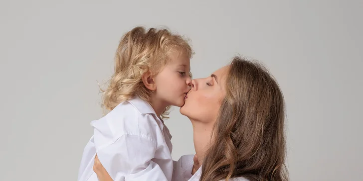 Profesionálne rodinné fotenie a fotenie budúcich mamičiek