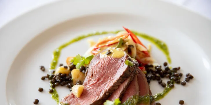 Relax alebo dámska jazda v Brdoch: polpenzia, wellness aj športové vyžitie