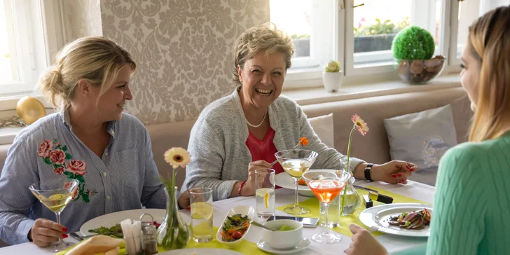 Relax alebo dámska jazda v Brdoch: polpenzia, wellness aj športové vyžitie