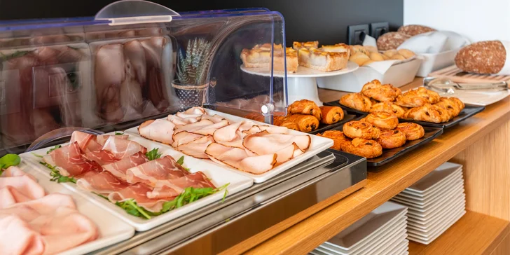 Dovolenka v Taliansku: hotel kúsok od Lago di Garda, strešné wellness aj raňajky