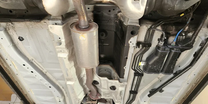 Antikorózne ošetrenie podvozku a dutín vozidla: ochrana so systémom DINITROL