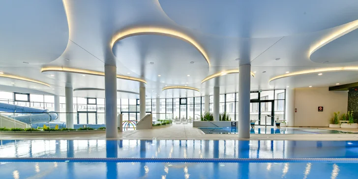 Prémiové apartmány v Kolobřehu kúsok od pláže: neobmedzený wellness, vnútorný detský aquapark