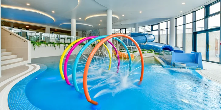 Prémiové apartmány v Kolobřehu kúsok od pláže: neobmedzený wellness, vnútorný detský aquapark