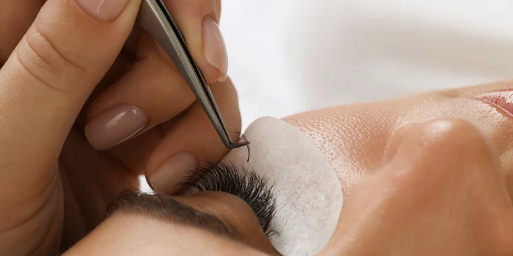 Dokonalý a zvodný pohľad s objemovými mihalnicami: 3D až 20D