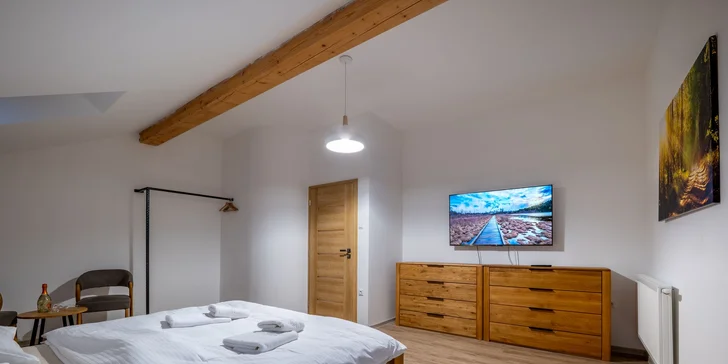 Štýlové apartmány na Liptove: strava, výhľad na hory aj wellness v hobitích domčekoch