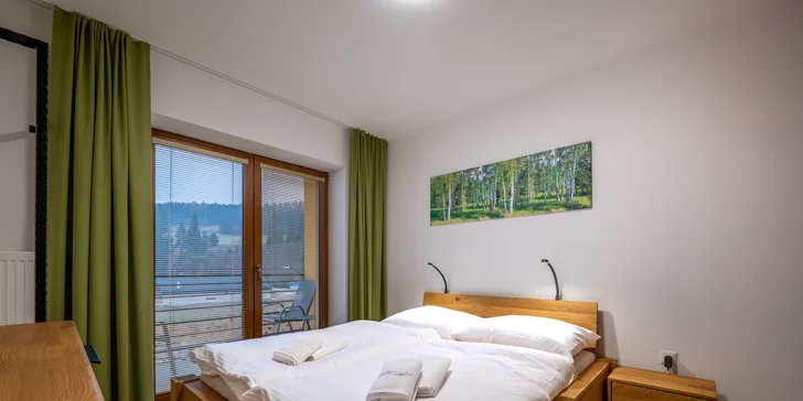 Štýlové apartmány na Liptove: strava, výhľad na hory aj wellness v hobitích domčekoch