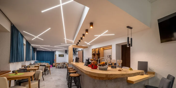 Štýlové apartmány na Liptove: strava, výhľad na hory aj wellness v hobitích domčekoch