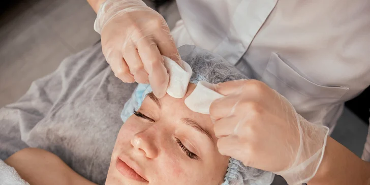 Kozmetické ošetrenie alebo darčekové poukážky v hodnote 50 a 100 €