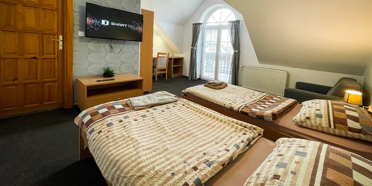 Pobyt v Uničove s raňajkami alebo polpenziou, bazénom, neobmedzeným wellness aj bowlingom