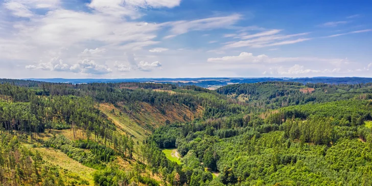 Pobyt v Uničove s raňajkami alebo polpenziou, bazénom, neobmedzeným wellness aj bowlingom