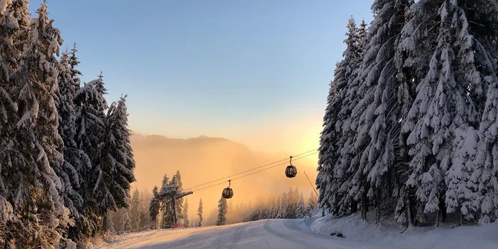 Pohodová dovolenka v Alpách: tirolský hotel s polpenziou, neobmedzene sauny, viac než 200 km zjazdoviek