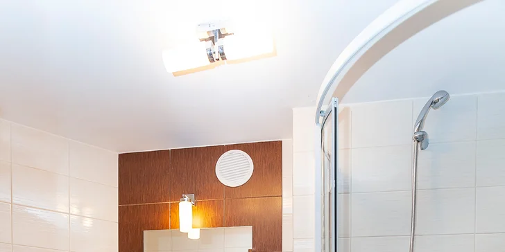 Dovolenka v Kolobřehu: hotel pri Balte so stravou, neobmedzeným wellness aj procedúrou