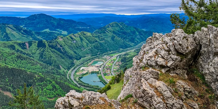 Krásny hotel v Štajerských Alpách s polpenziou a neobmedzenými saunami
