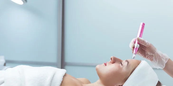 Frakčná mikroihličková rádiofrekvencia tváre, krku a dekoltu