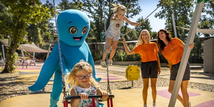 Relax na ostrove Korčula: 4* hotel so stravou, neobmedzeným wellness aj večerným a detským programom