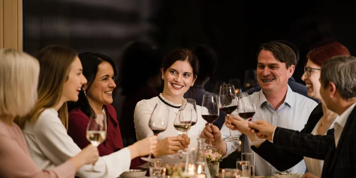 Rodinná dovolenka v Rakúsku: hotel s polpenziou a wellness, malá zoo aj vonkajšie bazény